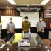 Walikota Manado saat bersama pimpinan PT Daya Adicipta Wisesa dan Kadis Kominfo Manado Erwin Kontu. (foto: Humas Pemkot Manado)