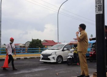 Tak Ada Waktu Santai, AA Tinjau Lapangan Tikala dan Jembatan Megawati