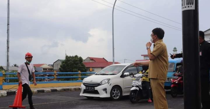Tak Ada Waktu Santai, AA Tinjau Lapangan Tikala dan Jembatan Megawati