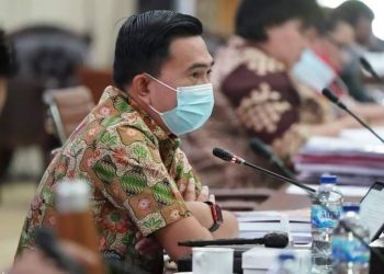 Bahas KUA-PPAS, Rocky Wowor Sentil Pemotongan Gaji ASN Rp 500 Ribu