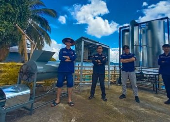 Empat Mahasiswa Polimdo menciptakan mesin pemotong Enceng Gondok