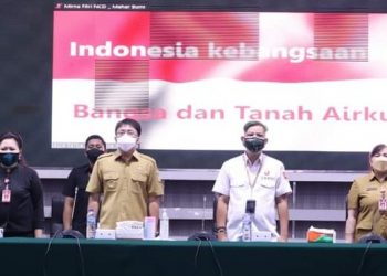 Pertemuan FKDM dengan Walikota Manado dalam seminar di ruang Serba Guna kantor Walikota. (foto: Humas Pemkot Manado)