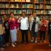 Johanis Pilat (Kemeja putih) bersama pegiat literasi Nusantara. (foto: Humas SWRF)