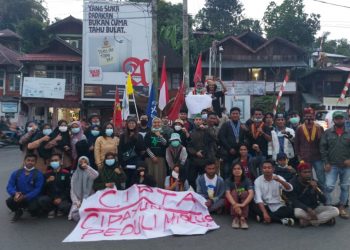 Aksi Kemanusiaan Bantu Warga Korban Banjir Mitra