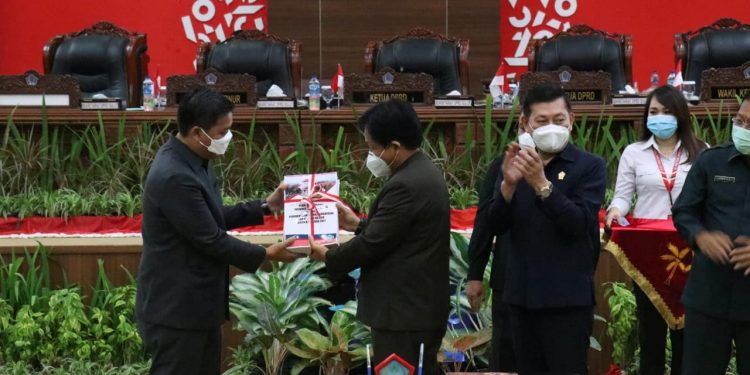 RAPBD Perubahan 2021 Disetujui DPRD Sulut