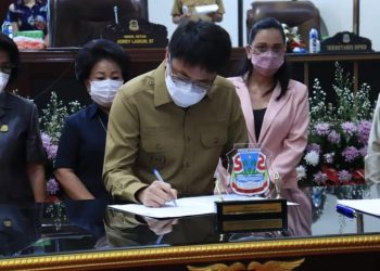 Pemkot dan DPRD Manado Tetapkan 2 Perda
