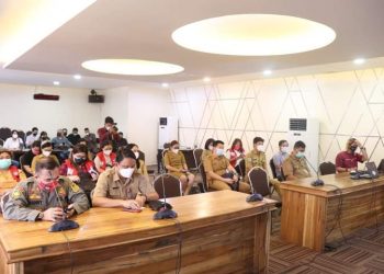 Pertemuan dan rapat koordinasi antar pihak dan instansi teknis kesehatan.