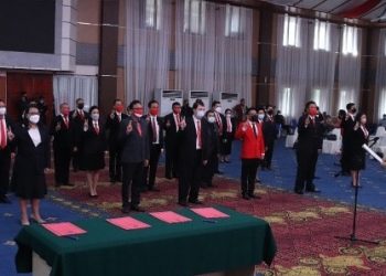 Suasana Pelantikan Staf Khusus Walikota dan Wakil Walikota Manado. (foto: Humas)