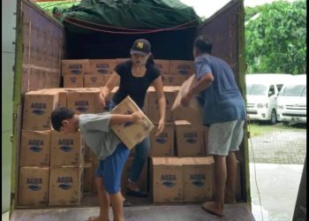 Perawat di Manado Ini Jadi Sopir dan Buruh Demi Usahanya