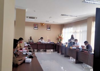Herol Kaawoan: KIP Sulut ‘Makan’ Gaji Buta