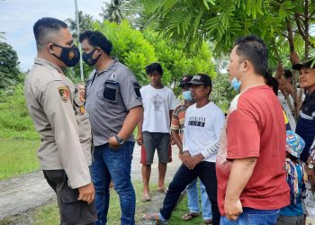Warga Bowombaru dan Bowombaru Tengah Gelar Aksi Tolak Pelantikan Perangkat Desa