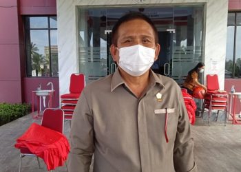 Ketua DPRD Sitaro, Djon Ponto Janis SH