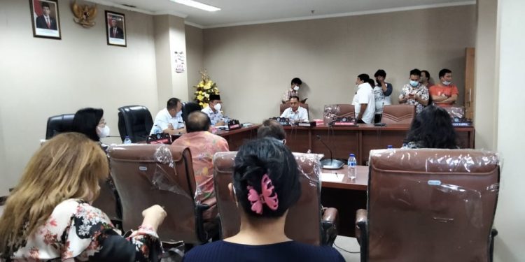 James Tuuk Ajak Unsrat Perhatikan Petani Kentang di Modoinding