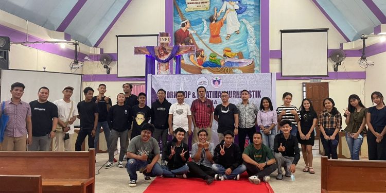 Pemuda GMIM Yarden Kampung Islam Dibekali Ilmu Jurnalistik dan Cara Menangkal Hoaks