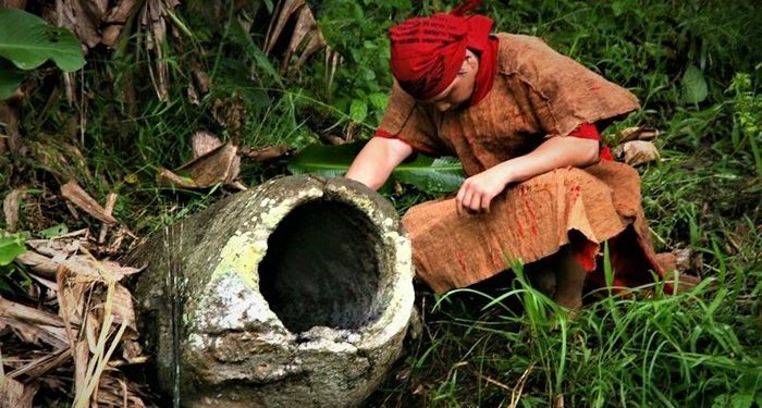 Mera Lisung Masaru sebuah ritual purba Minahasa. (foto: Greenhill Weol)