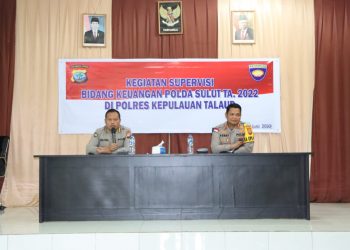 Kabid Keuangan Polda Sulut Kombes Pol Mulyono saat memberikan penyampaian dalam agenda supervisi di Polres Kepulauan Talaud.