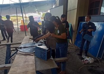 Pengabdian Jurusan Teknik Mesin ke GMIM Kharisma Buha Manado (Foto Meikel Barta1.com)