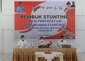 Foto : Kegiatan Rembuk Stanting dihadiri Penjabat Bupati Sangihe, dr. Rinny Tamuntuan di Papanuhung Santiago Tampungang Lawo. (Istimewa)