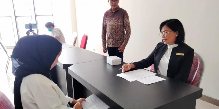 Mahasiswa Prodi Manajemen Bisnis Polimdo Diinterview 4 Perusahaan