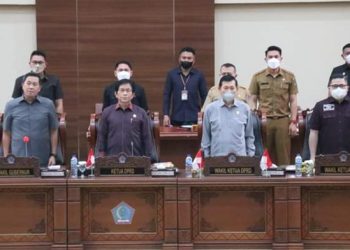 Suasana sidang paripurna yang dilansanakan DPRD Sulut pada Selasa 5 Juli 2022.