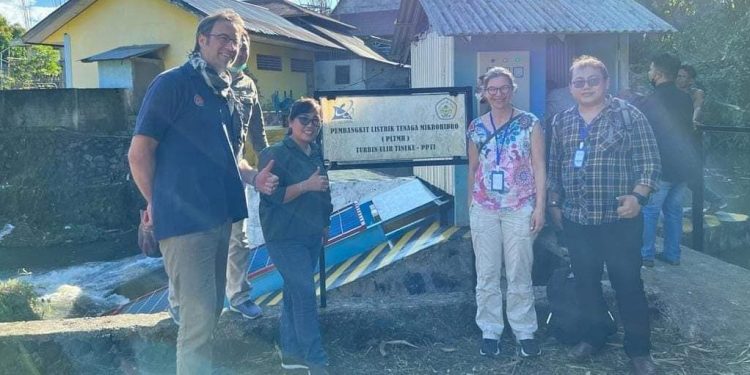 RESD Kunjungi Lokasi PLTMH Turbin Ulir di Tatelu Minut