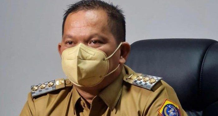 – Bupati Kepulauan Talaud Dr. dr. Elly Engelbert Lasut, ME