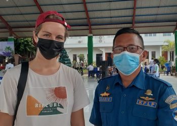 Petugas Kedutaan Besar Amerika bidang penididikan, Mrs. Hanna melakukan kunjungan di daerah kabupaten Kepulauan Talaud