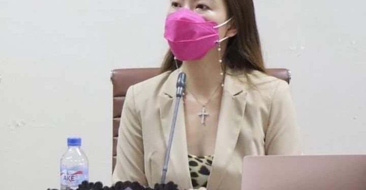 Cindy Wurangian Kritik Pengurusan Izin Usaha dan Permintaan Uang di DPM-PTSP Sulut