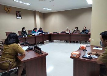 RDP Komisi IV dan Dinas Sosial Provinsi Sulut Foto Meikel Barta1com