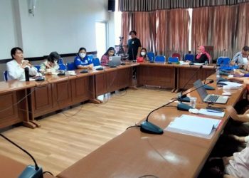 Timsel Satgas PPKS Politenik Negeri Manado Uji Publik (Foto Meikel Barta1.com).