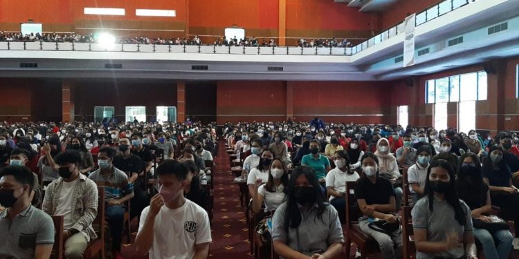1500 Mahasiswa Baru Politeknik Negeri Manado Ikut Pra-PKKMB