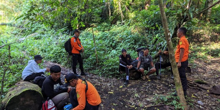 8 Pendaki Termasuk Seorang Bayi Tersesat di Gunung Soputan, Ini Nama Mereka