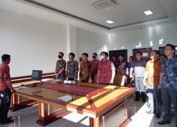 Suasana penandatanganan Pakta Integritas di Pengadilan Negeri Melonguane