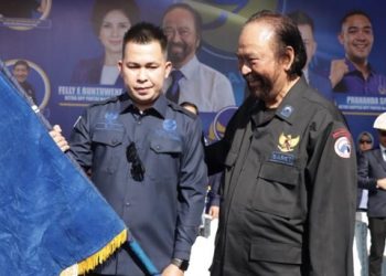 Ketua DPD Partai Nasdem Kabupaten Minahasa, Braien Waworuntu dilantik langsung Surya Paloh