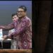 Proses serah terima pimpinan BPK Perwakilan Sulut dan ketua DPRD Sulut. (foto: istimewa)