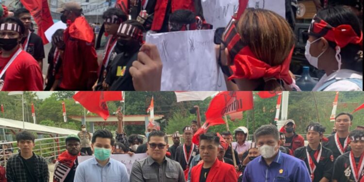 Pendemo Geruduk Mapolda dan DPRD Sulut Minta Turunkan Harga BBM