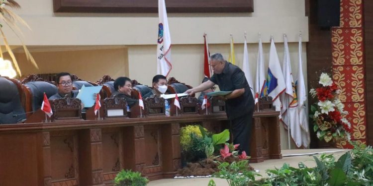 Kepada Wagub Sulut, Amir Liputo Beber Aspirasi Warga Nusa Utara Terkait Sarana Laut