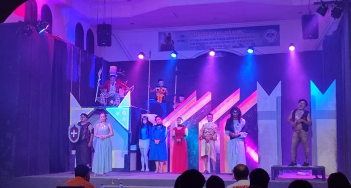 Penampilan kelompok teater GMIM Bukit Moria Rike dengan lakon Yudas. (foto: Barta1)