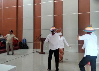 Tarian Cakalang Mahasiswa Politeknik Negeri Manado Memukau