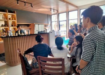 Manfaat Mata Kuliah Bartender bagi Mahasiswa Politeknik Negeri Manado
