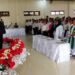Ketua KPU Kabupaten Kepulauan Talaud, Aripatria Pandesingka sedang melantik anggota PPS.