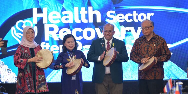 Ketua PB IDI Ditunjuk Menjadi Ketua Asosiasi Kedokteran Se-ASEAN