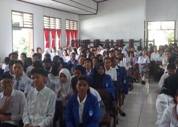 386 Siswa SMK Negeri 1 Bitung Terima Pembekalan Sebelum PKL