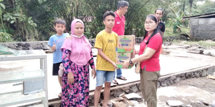 Bencana Manado, SMKN 3 Manado Bantu 204 Siswa dan Guru