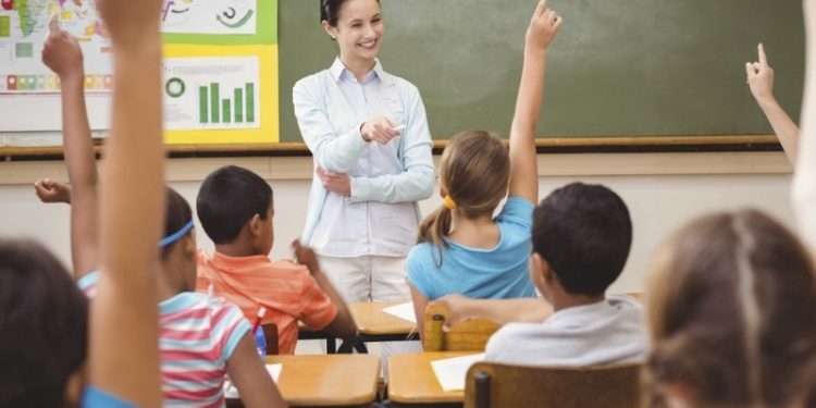 Upah Guru di Sulut Minim Dibahas dalam Ranperda Penyelenggaraan Pendidikan