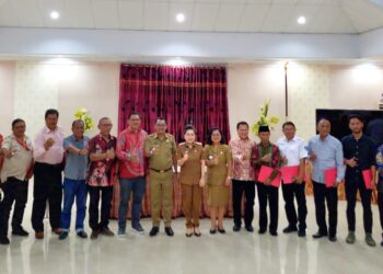 15 Stafsus Bupati Sangihe Terima SK, Gunfanus: Semoga Amanah