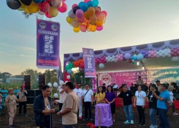 Jemaat GMIM Viadolorosa Kairagi Dua Saat Pembukaan H2RG (Foto Meikel Barta1.com).