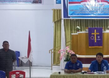 Bastian Amos, S.H (Ketua) dan Janles Malado, S.Pd (Sekretaris) saat mengikuti proses pencalonan GAMKI Kabupaten Kepulauan Talaud, Periode 2023 - 2026.