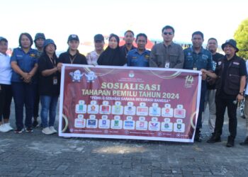 Foto bersama usai sosialisasi tahapan Pemilu.