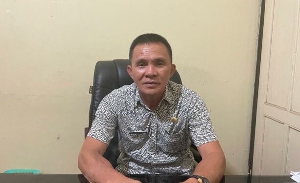 Foto: Kepala Dinas PMD, Frans Porawouw (Dok. Istimewa)